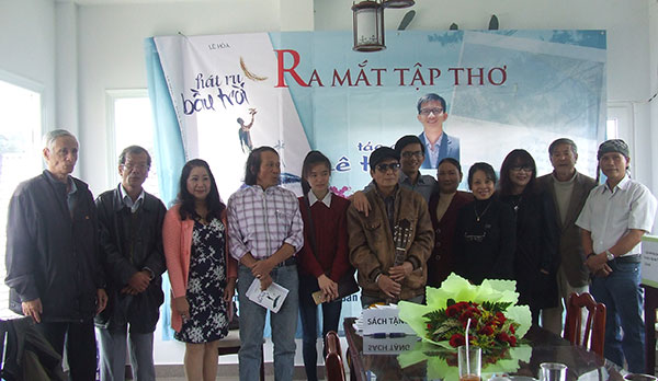 Ru lên bầu trời đầy khát vọng