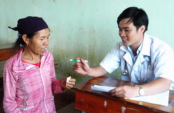 Bác sỹ trẻ hết lòng với cộng đồng