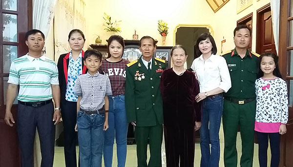 Tự hào hai thế hệ
