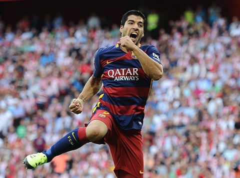 Suarez mang về 3 điểm quan trọng cho Barcelona