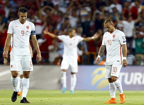 Thua 0-3, Hà Lan nguy cơ làm khán giả Euro 2016!