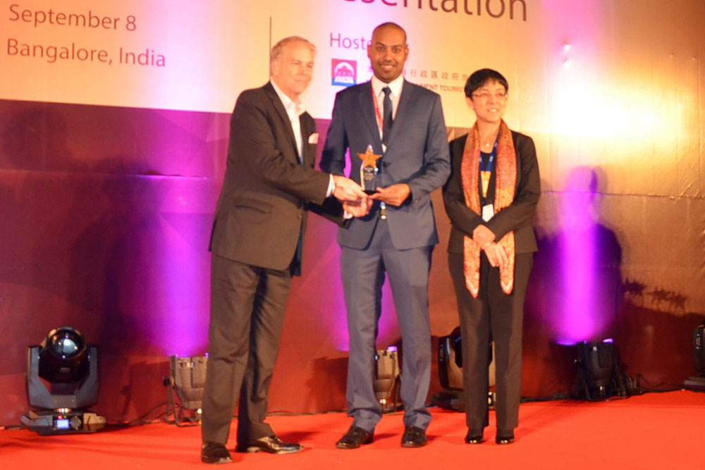 Vietjet nhận giải vàng PATA (Pacific Asia Travel Association) Gold Awards 2015