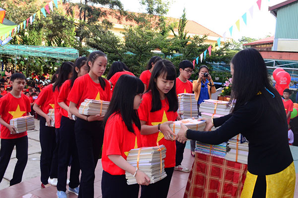 Khai mạc Tuần lễ hưởng ứng học tập suốt đời năm 2015