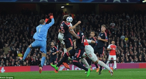 Hạ gục Bayern, Arsenal thắp sáng hi vọng đi tiếp