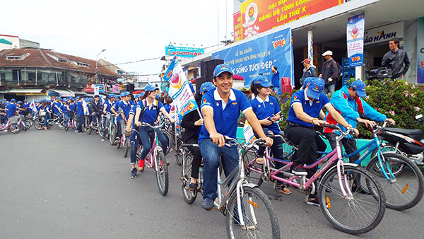 Ngày hội thanh niên tình nguyện "Vì cuộc sống tươi đẹp"