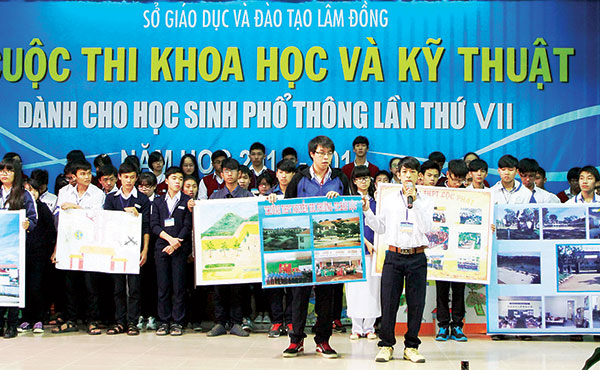 Say mê nghiên cứu khoa học