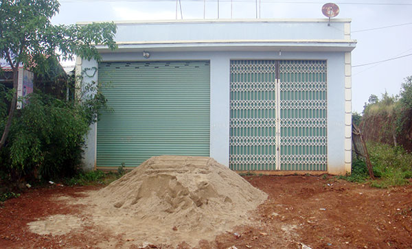 Cần nghiêm trị hành vi xâm nhập nhà và cưỡng đoạt tài sản trái phép