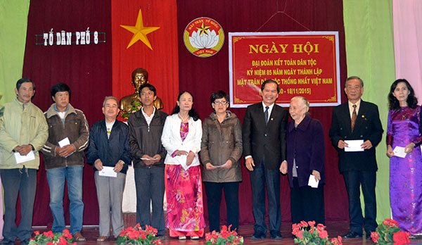 Tưng bừng Ngày hội &quot;Đại đoàn kết toàn dân tộc&quot;