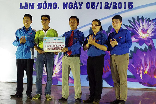 Ngày hội "Kết nối trái tim tình nguyện"