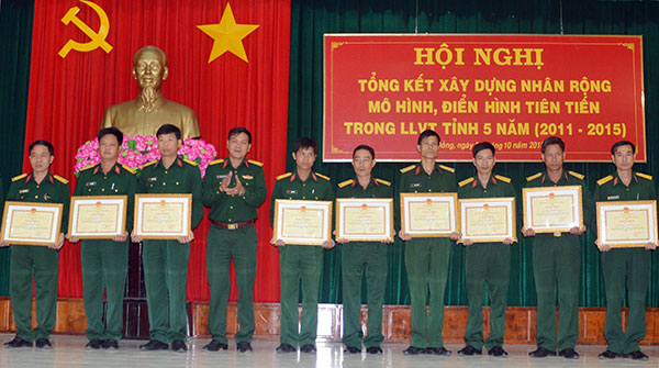 Xây dựng và nhân rộng mô hình, điển hình tiên tiến trong lực lượng vũ trang tỉnh