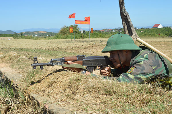 Người chiến sĩ ưu tú