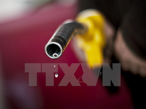 Ngân sách &quot;thủng&quot; 87 tỷ USD, Saudi Arabia tăng giá xăng hơn 50%