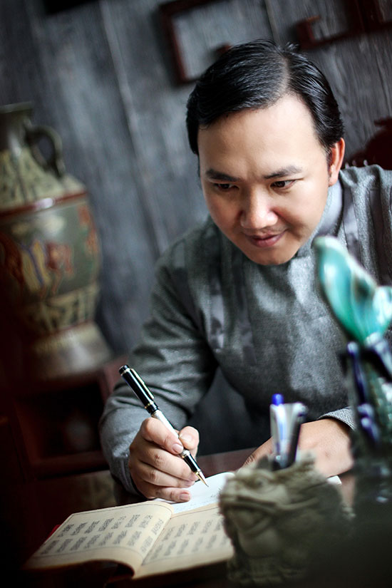 Nhịp đời qua cánh tem thư