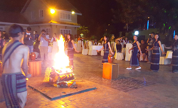Đêm Tây Nguyên ở Hoàng Anh Đất Xanh