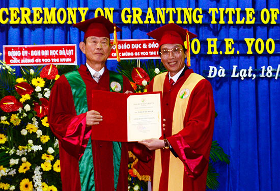 Giáo sư danh dự Hàn Quốc và quê hương thứ hai - Đà Lạt
