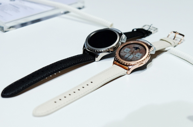 Samsung ra mắt Gear S2 classic phiên bản &quot;độc&quot;, tablet Windows