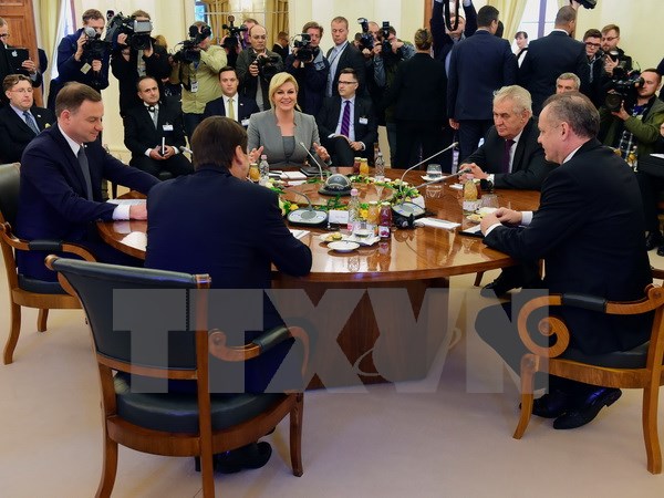 &quot;Bộ tứ&quot; Visegrad ủng hộ mở rộng EU để ổn định và phát triển khu vực