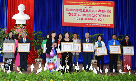 Sáng mãi niềm tin theo Đảng
