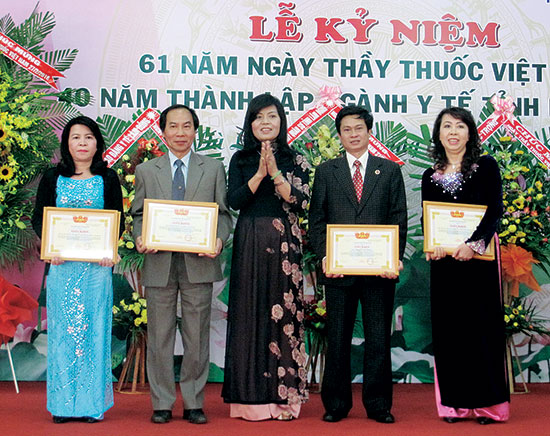 Bệnh viện Đa khoa tỉnh - lá cờ đầu trong hệ điều trị của ngành Y tế Lâm Đồng