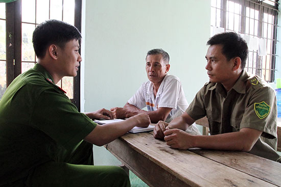 Cùng giữ bình yên thôn xóm