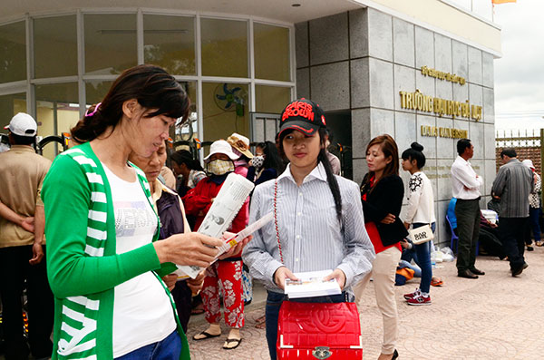 Kỳ thi THPT quốc gia và tuyển sinh ĐH, CĐ luôn được thí sinh và phụ huynh quan tâm
