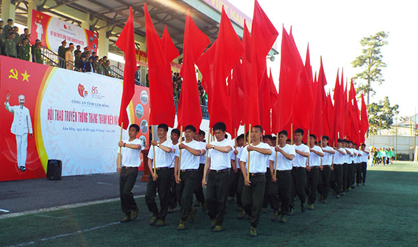 Tổ chức hội thao truyền thống "Tuổi trẻ Công an khoẻ để lập nghiệp và giữ nước"