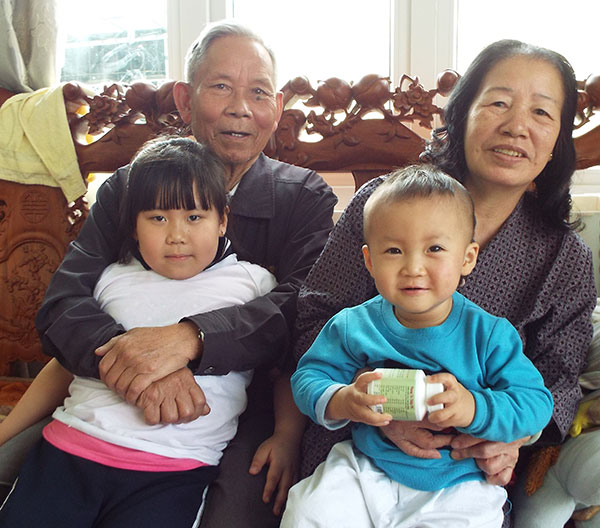 Hạnh phúc là sống không chỉ cho riêng mình