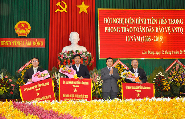Công tác bảo đảm an ninh trật tự trong xây dựng nông thôn mới ở Tân Hội