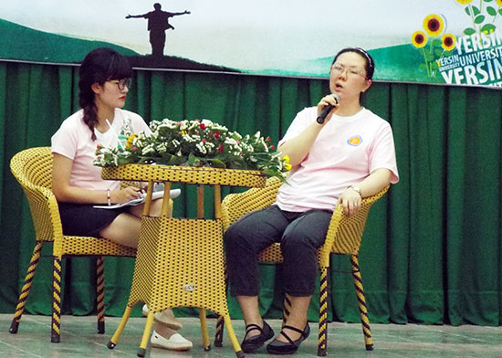 Nghị lực sống phi thường của một cô gái khuyết tật