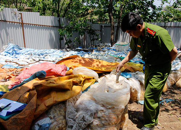 Thu trên 10 tấn măng ngâm ủ chua mất an toàn
