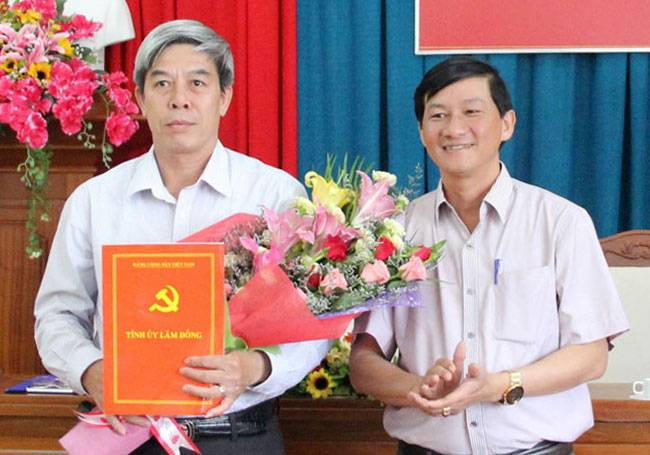 Quyết định chuẩn y Bí thư Huyện ủy Đam Rông khóa III