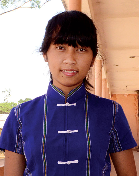 Cô học trò K'Ho say mê lịch sử