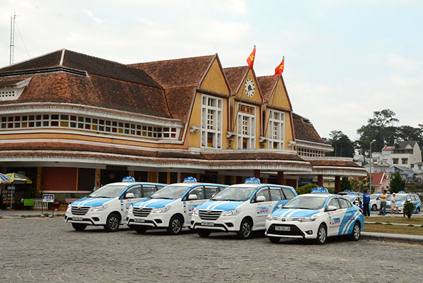 Lời giải cho câu chuyện "35km và 7 hãng taxi"