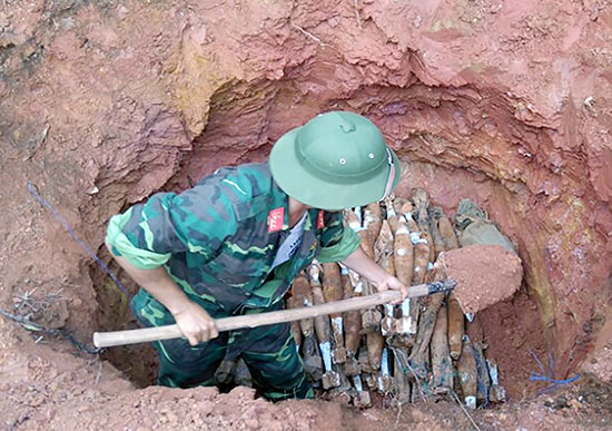 Tiêu hủy thành công số lượng lớn đạn pháo