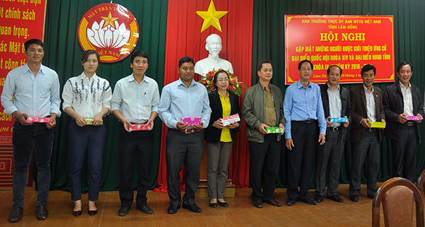 Gặp mặt những người không nằm trong danh sách chính thức ứng cử đại biểu Quốc hội và HĐND