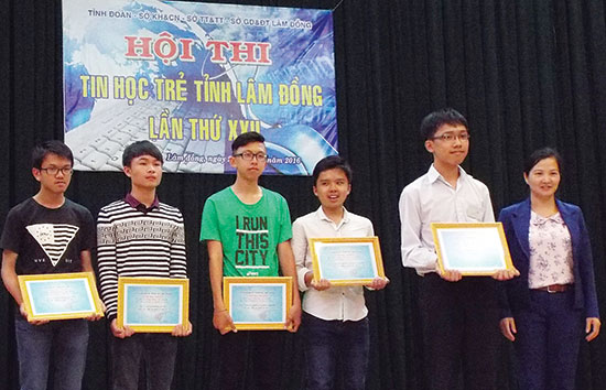 Sáng tạo trẻ trong tin học