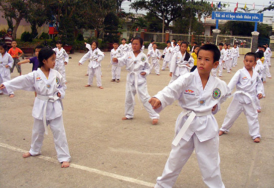 Lớp học võ của trẻ em nghèo