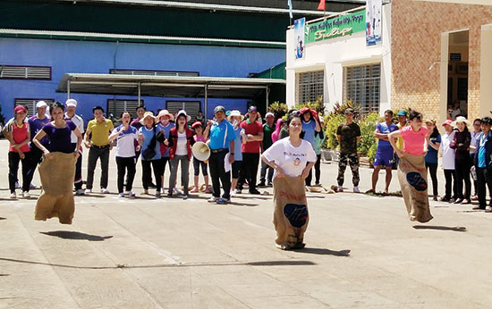Chăm lo đời sống thanh niên công nhân