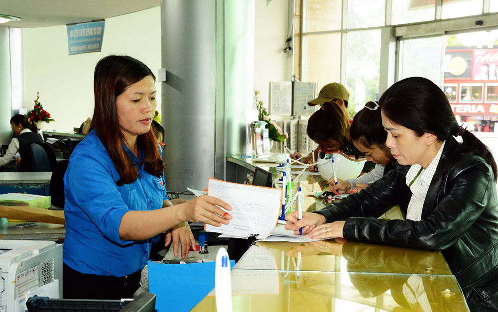 Bưu điện Lâm Đồng "vượt lên chính mình"