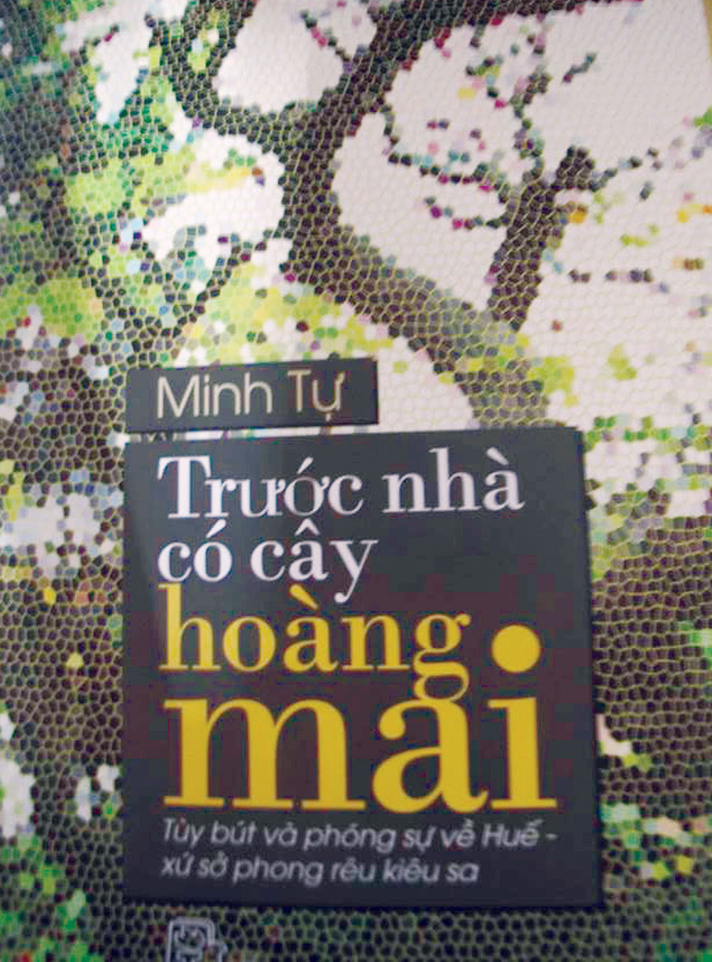 Lạc vào "lối Huế" qua "Trước nhà có cây hoàng mai" của Minh Tự