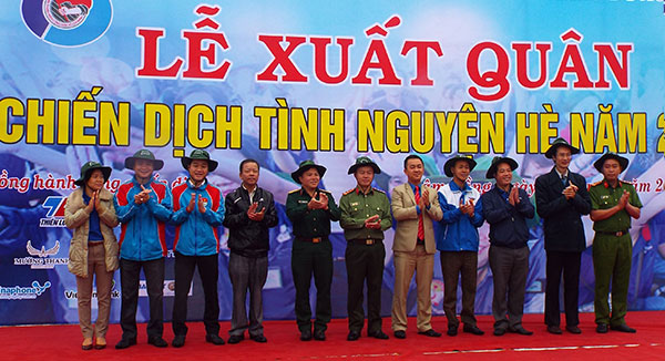 Xuất quân Chiến dịch tình nguyện hè 2016