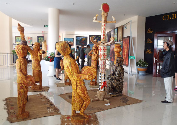 Triển lãm Mỹ thuật miền Đông Nam bộ tại Đà Lạt