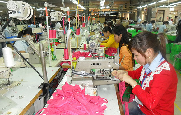 Để lao động nữ hài hòa công việc - đời sống