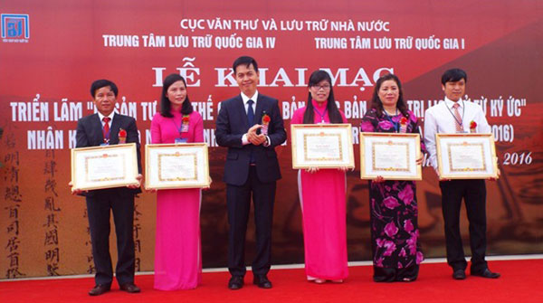 Triển lãm "Di sản tư liệu thế giới châu bản, mộc bản - Giá trị lịch sử từ ký ức"