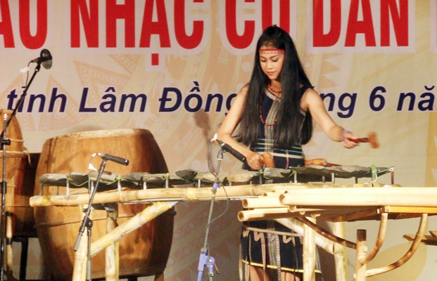 Thánh thót những giọt thạch cầm