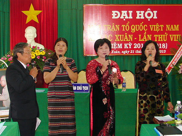 Cách làm sáng tạo trong tuyên truyền, vận động nhân dân ở thôn Diom A