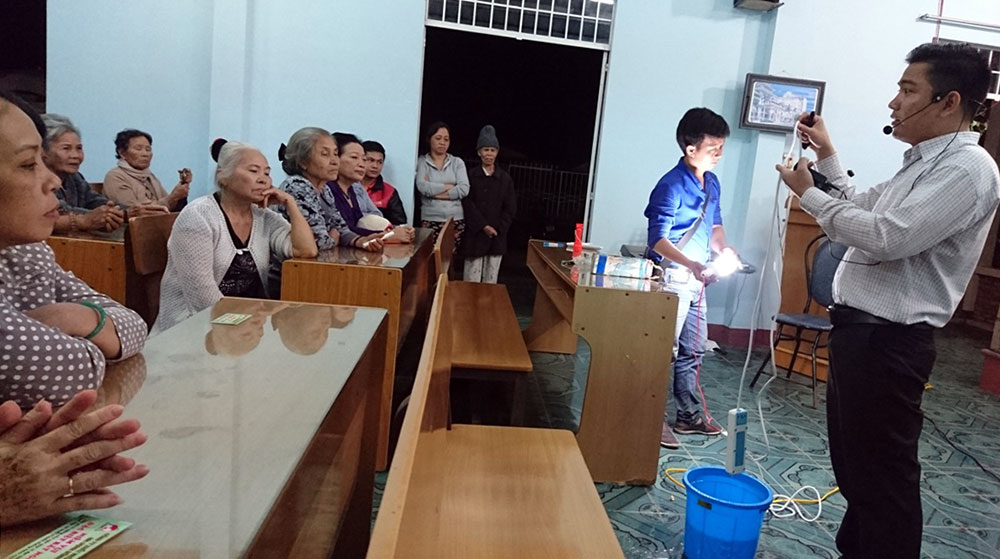 Mang danh Bộ Công thương, bán hàng không rõ nguồn gốc
