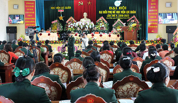 Đại hội đại biểu phụ nữ Học viện Lục quân lần thứ V