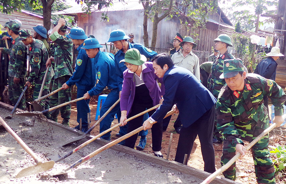 Thắt chặt tình quân dân
