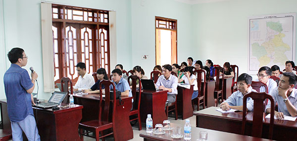 30 học viên tham dự lớp Bồi dưỡng kỹ năng viết phóng sự hiện đại